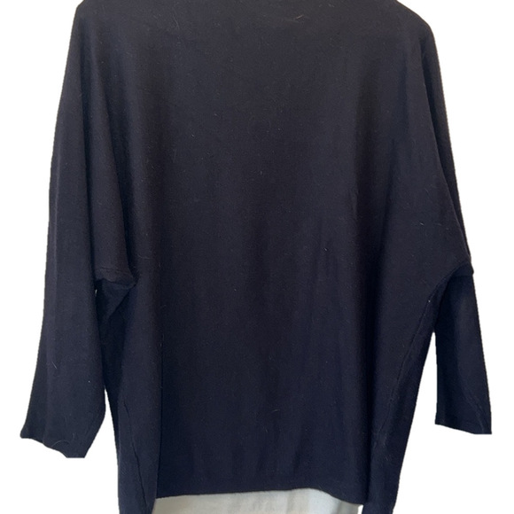 Aaeda Sweater Top, SZ M, PTP 22", Length 24", Off Center V Neck, Tri-Color Top, - Picture 2 of 7